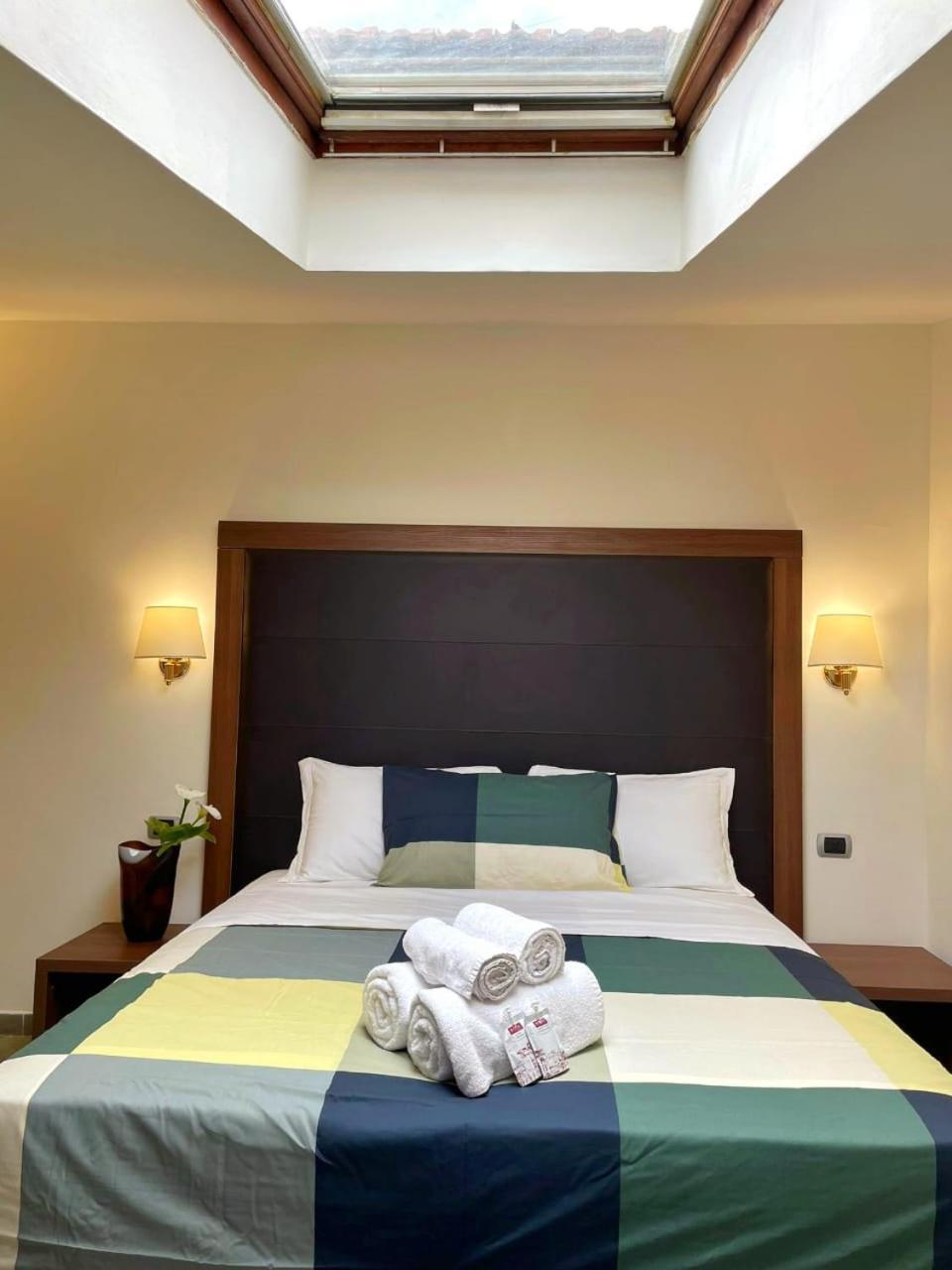 Attic Garden Hotel โรม ภายนอก รูปภาพ